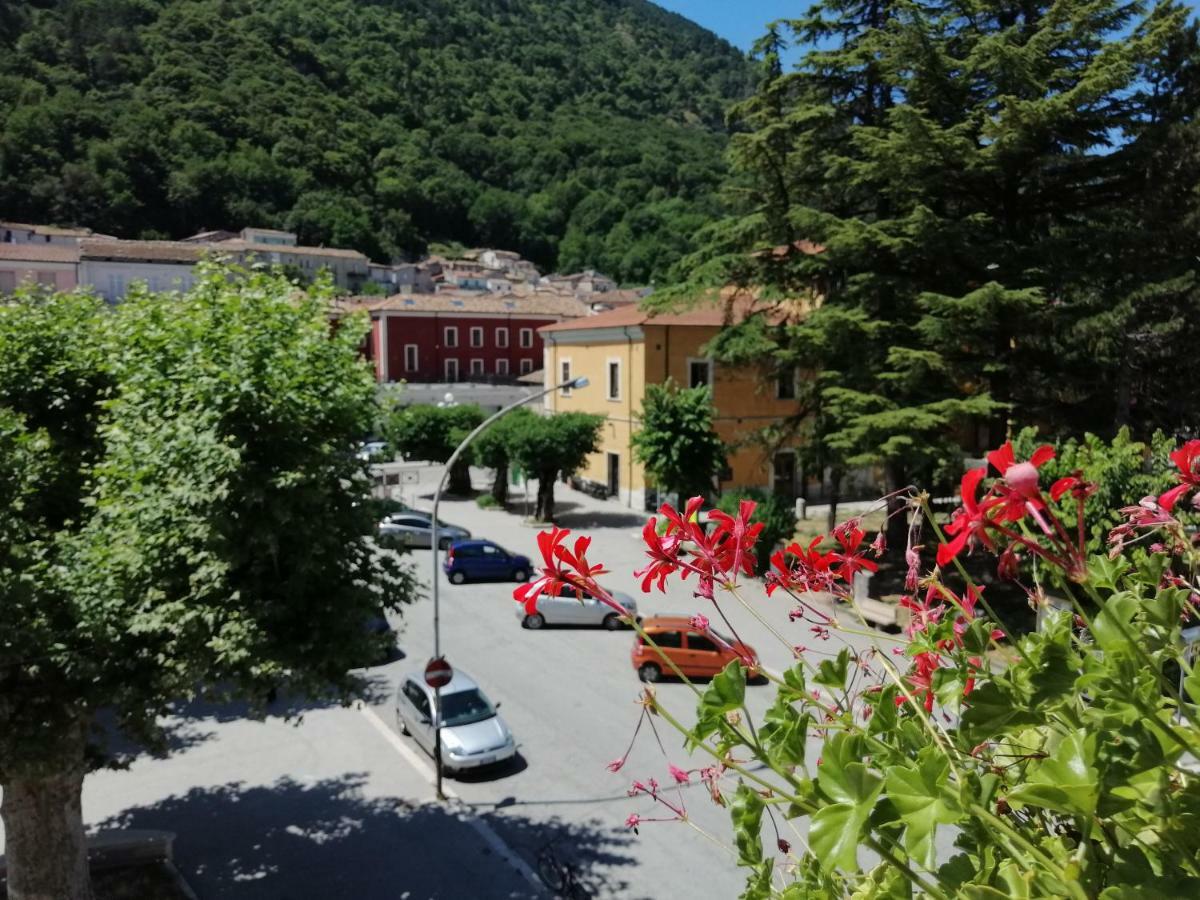 Le Finestre Sulla Piazza Bed & Breakfast Boiano Екстериор снимка